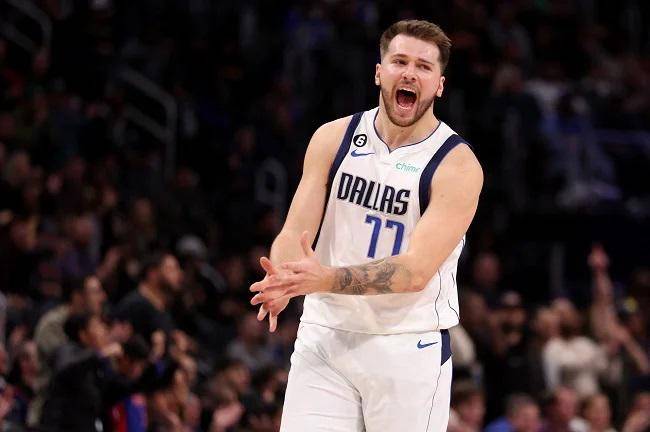 Luka Doncic llevó a los Mavericks a tres triunfos en la pasada semana.