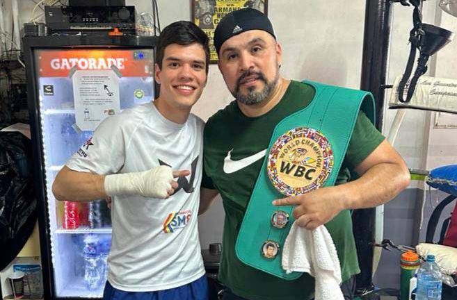 Héctor Escobar tratará de adjudicarse el Campeonato Super Gallo WBA Continental North America.