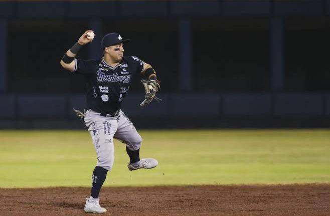 El mazatleco Juan Mora llega a Venados de Mazatlán para aportar su calidad en el infielder.