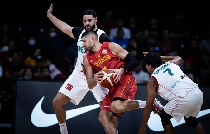 Nikola Vucevic fue un vendaval ante México.
