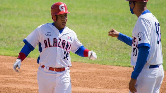$!Raico Santos pasa de Venados a Mayos
