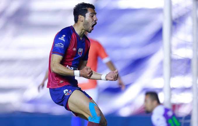Vladimir Moragrega podría ser el primer refuerzo de Chicas para la sigues temporada.