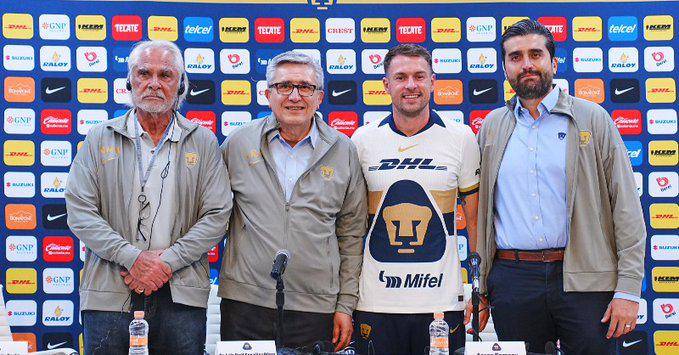 Pumas presenta a Aaron Ramsey.