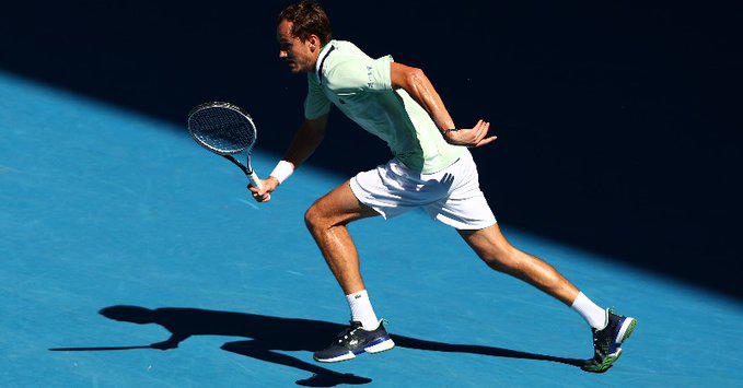 $!Daniil Medvedev avanza con paso firme en Australia