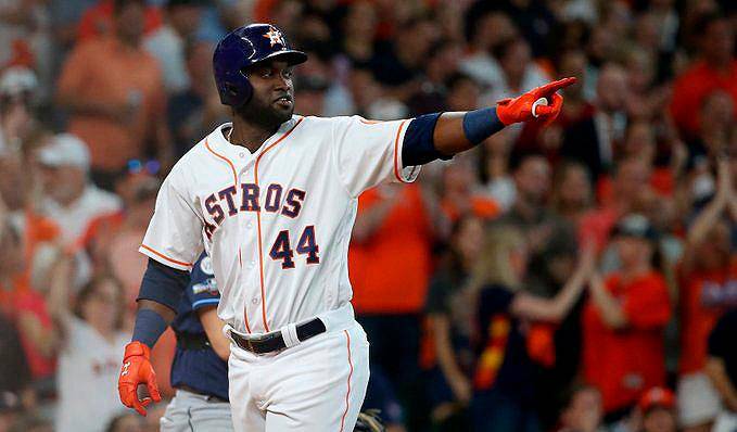 El toletero Yordan Álvarez respondió con el madero por Astros, en el primero de la serie ante los Medias Blancas de Chicago.