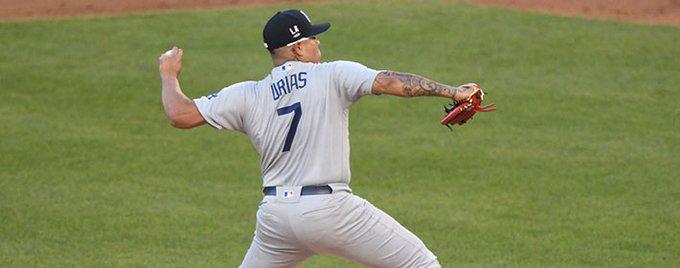 $!Julio Urías volvió al campo después de su lesión y los Dodgers crea una tripleta potente de lanzadores