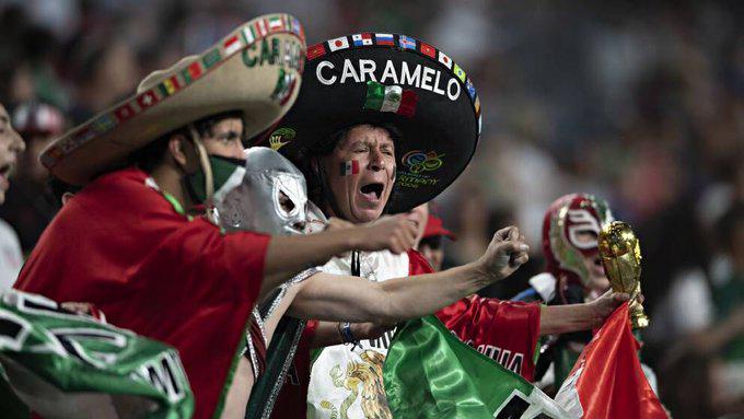 $!México es multado con dos partidos de veto por grito homofóbico