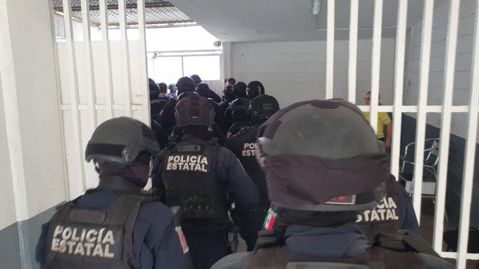 Hallan armas en el penal de Aguaruto; destituyen al director