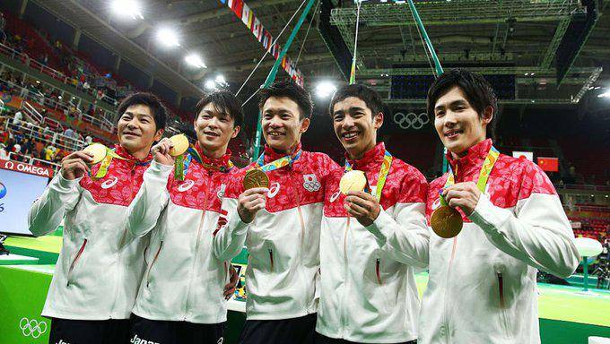 Los atletas se pondrán sus propias medallas para tratar de evitar contagios.