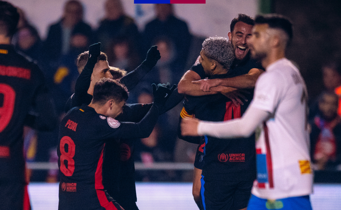 Barcelona pasa a octavos de final.