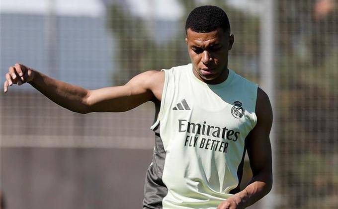 Mbappé no viaja a Charlotte y es baja contra Pachuca