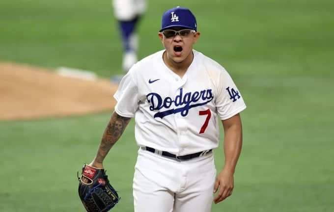 Julio Urías abrirá la serie ante Padres de San Diego.