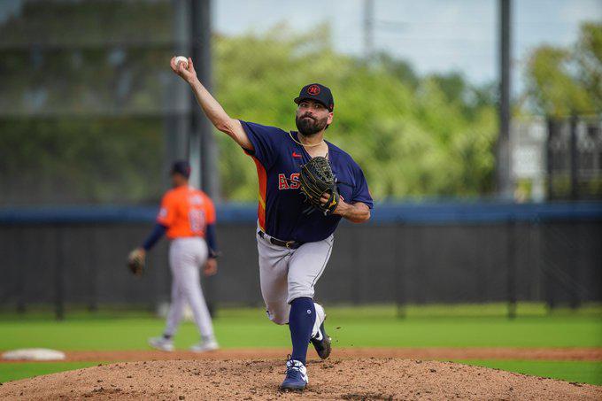 José Urquidy tiene ‘doloroso’ debut en la pretemporada con Astros