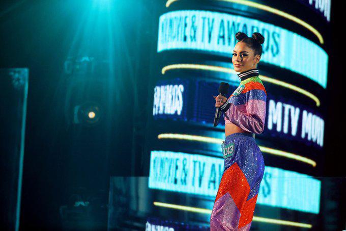 Reconocen los MTV Awards la trayectoria de JLo