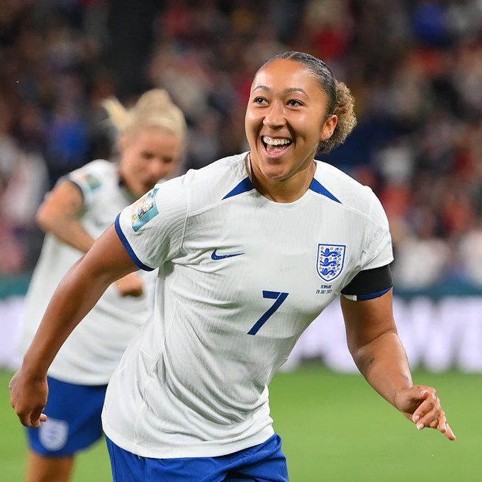 $!Lesión de Keira Walsh empaña victoria inglesa ante Dinamarca