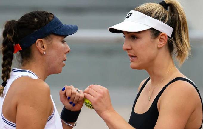 Giuliana Olmos y la canadiense Gabriela Dabrowski no pudieron acceder a los cuartos de final en Dobles Femenil.