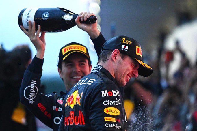 Que no viva en un cuento de hadas: Verstappen lanza indirecta contra Checo Pérez