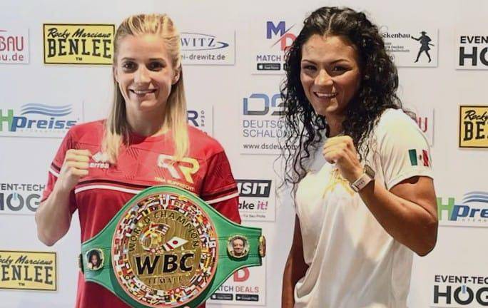 Christina Rupprecht y Katty Gutiérrez se ven las caras en la conferencia previa al combate.