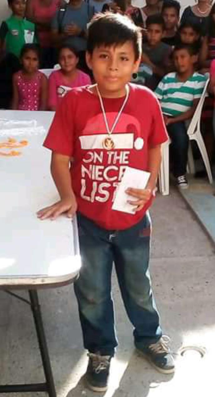 $!¿Le sabes al ajedrez? En Mazatlán, Luis te reta a ganarle una partida en el tianguis de la Juárez