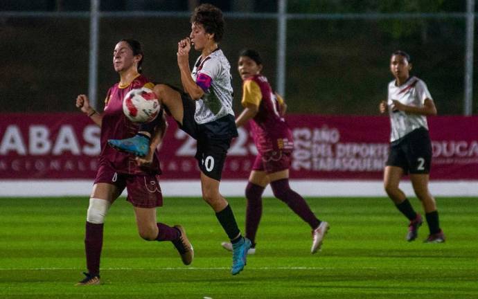 Las sinaloenses golean en la Juvenil Mayor Femenil.