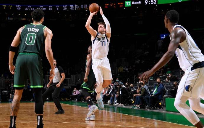 Luka Doncic estuvo imparable.