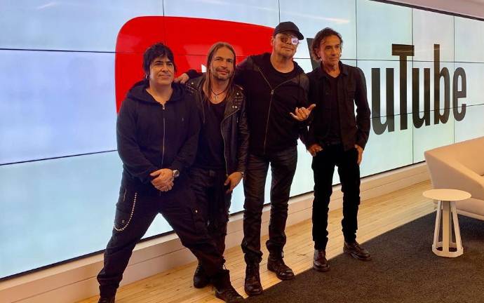 Maná suma al cantante Chistian Nodal para crear un dueto especial para el tema Te lloré un río.