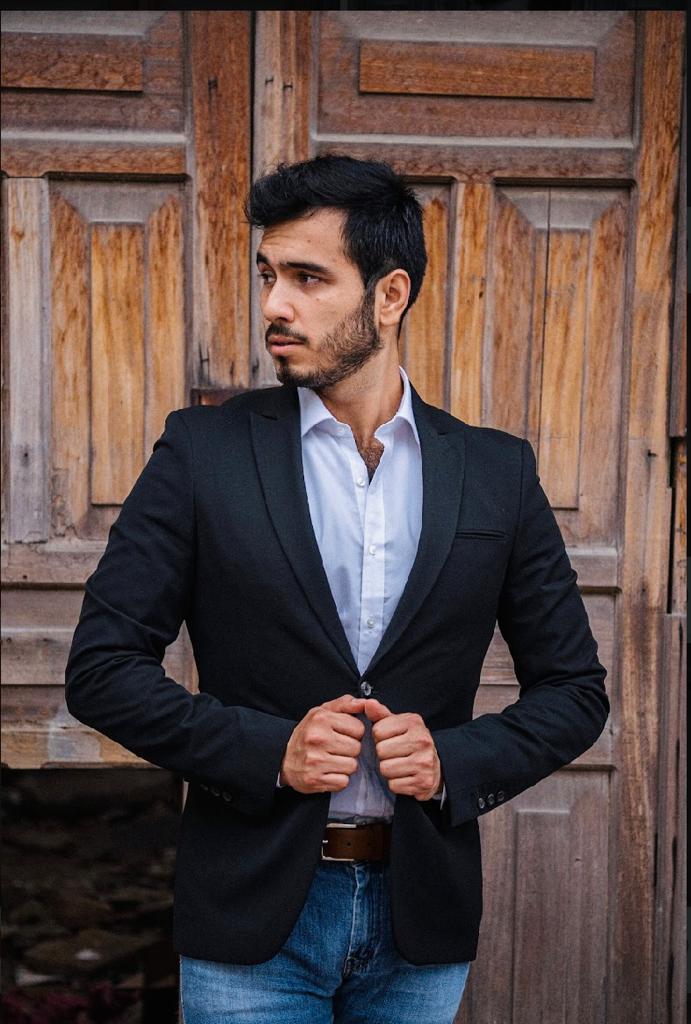 $!El tenor originario de Guanajuato radica en Mazatlán.