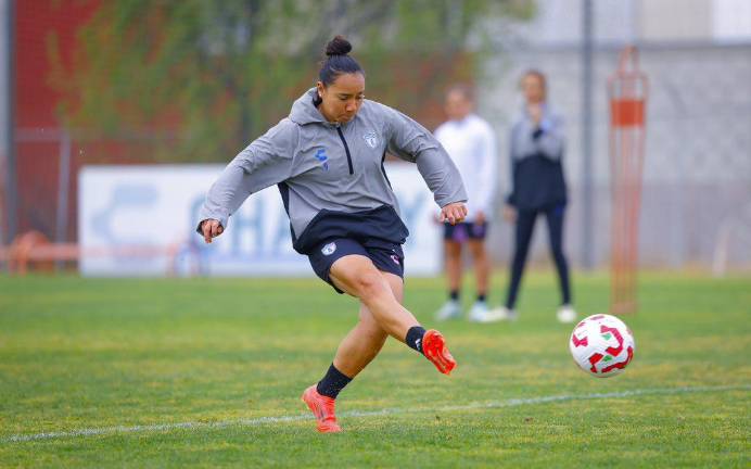Charlyn Corral se ha convertido en un referente del futbol mundial.