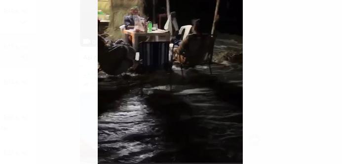 En la imagen se muestra el oleaje que alcanzó la construcción de palma.