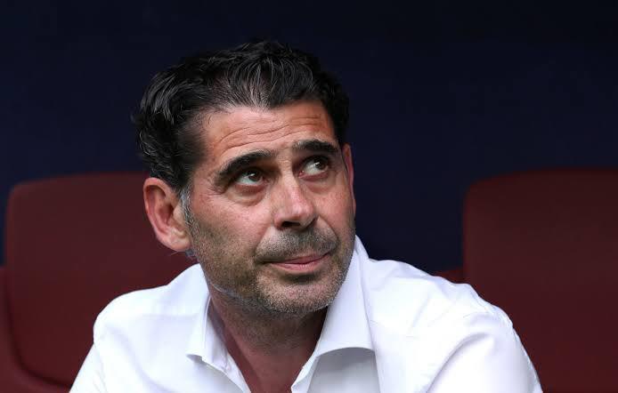 El mítico Fernando Hierro sería el nuevo director deportivo de Chivas
