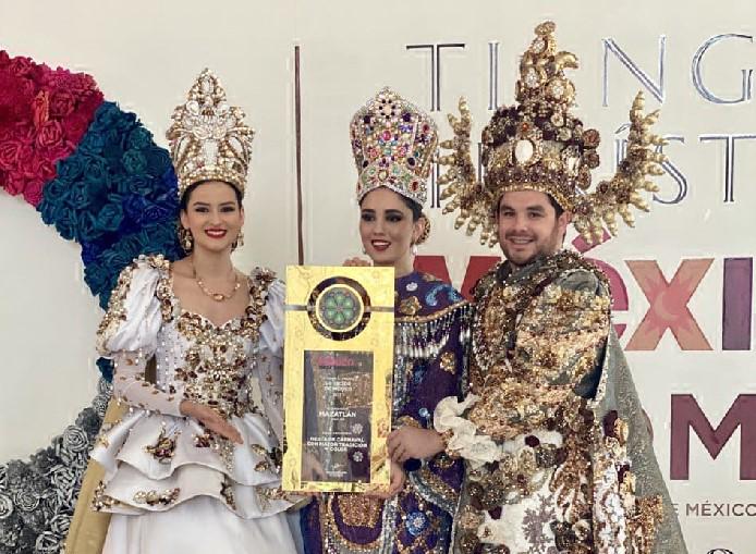 Reyes del Carnaval invitan a donar juguetes este sábado en la Plazuela Machado