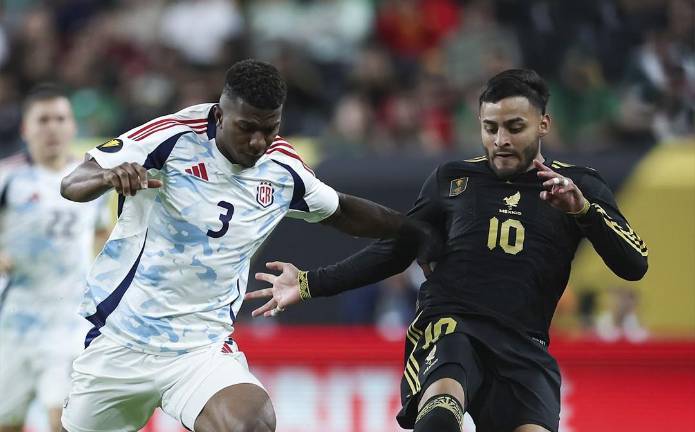 El invitado no llegó al México ante Costa Rica.