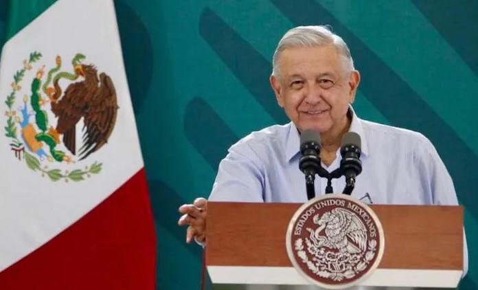 Afirma AMLO que apoyará con su voto a quien gane encuesta para la candidatura presidencial de Morena en 2024
