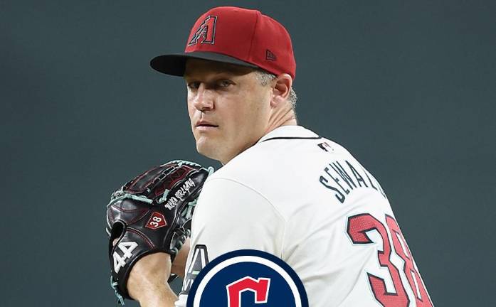 Paul Sewald llega a Cleveland.