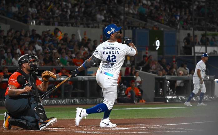 La serie inaugural quedó igualada a una carrera.