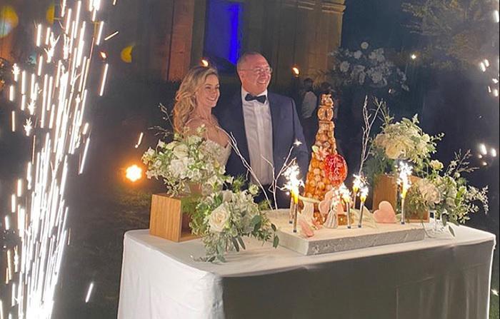 Se casa Altair Jarabo por la iglesia y comparten fotos de la lujosa fiesta