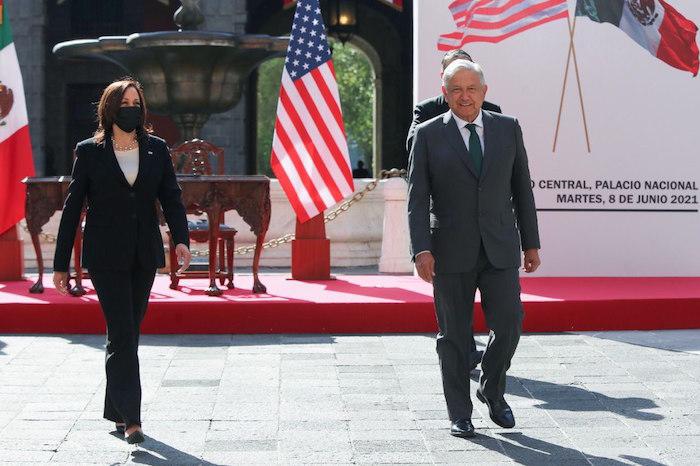 Vicepresidenta de EU, Kamala Harris, se reúne con AMLO en Palacio Nacional