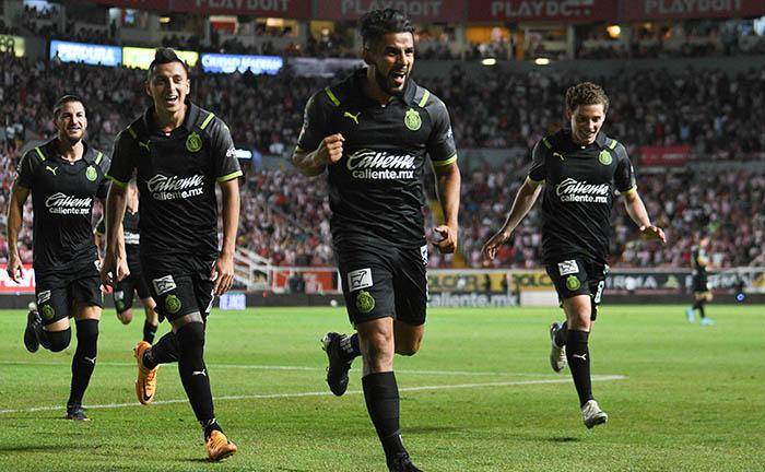 Miguel Ponce marca el gol del Rebaño.