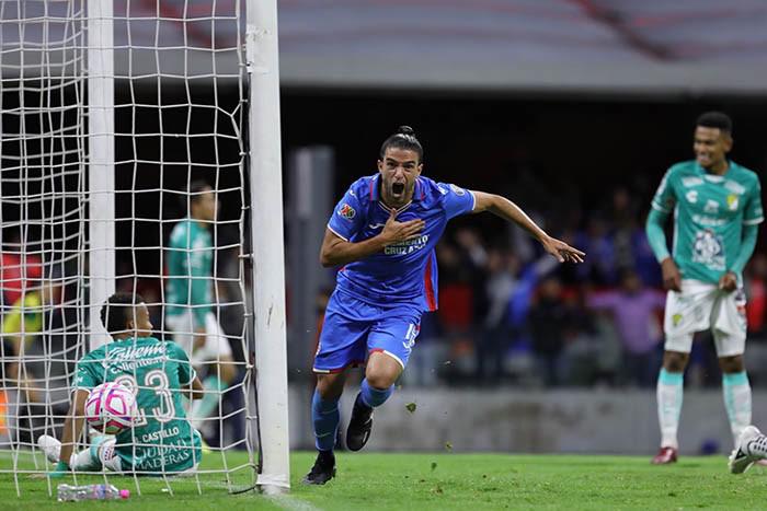 Cruz Azul vence por la mínima al León y avanza a Cuartos de Final