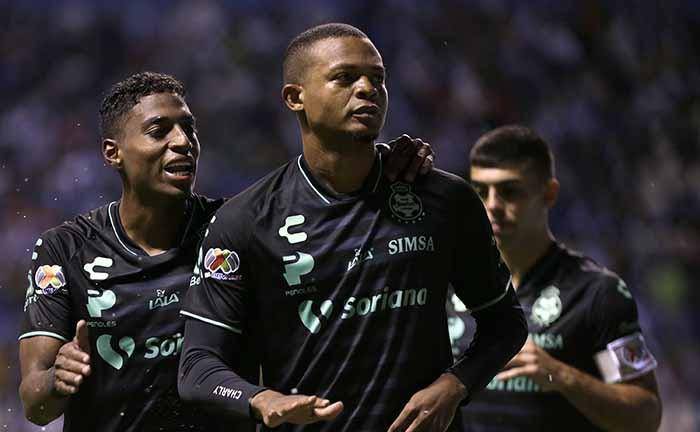 Santos Laguna se lleva los tres puntos de Puebla.