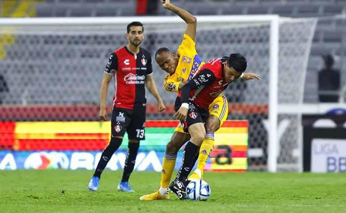 Tigres se impone en el Estadio Jalisco.
