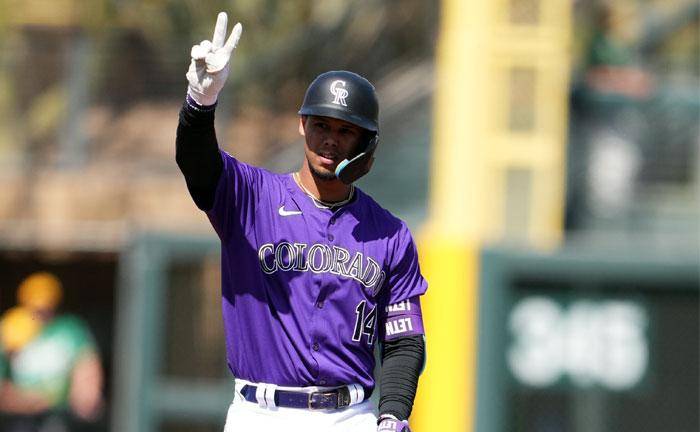 Ezequiel Tovar permanecerá con los Rockies, luego de pactar una extensión de siete años.