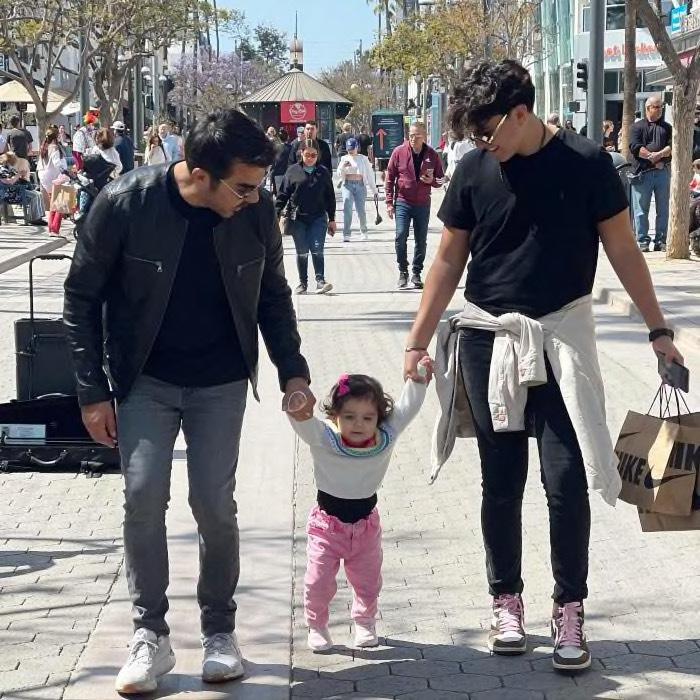 $!Famosos comparten su celebración del Día del Padre