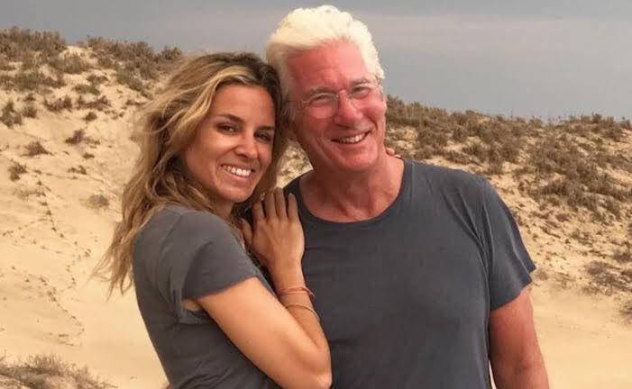 Richard Gere fue internado en un hospital de Nayarit, al presentar una tos severa.