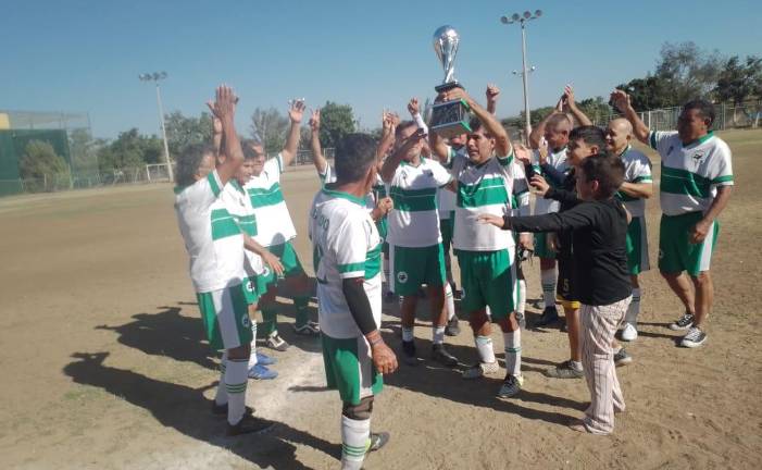 Brujildos gana con contundencia la Copa.