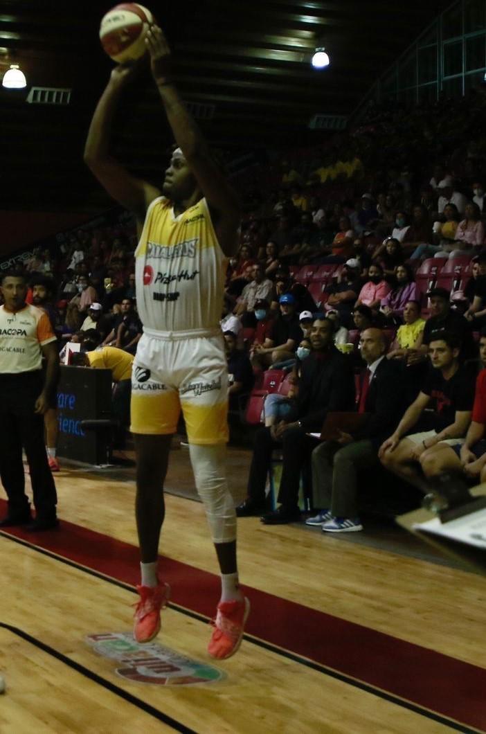 $!Caballeros de Culiacán sigue sin despegar y ahora cae ante Zonkeys de Tijuana