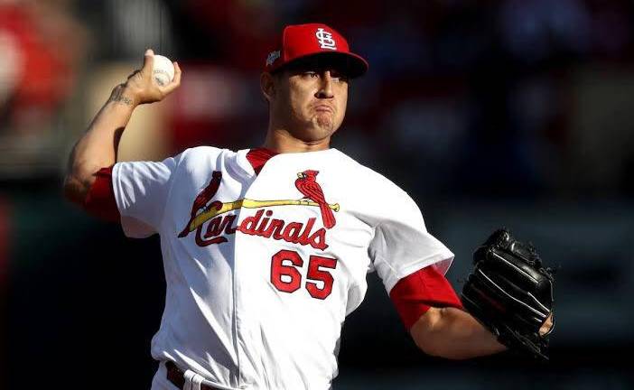 Giovanny Gallegos logró su quinto rescate de la temporada para los Cardenales de San Luis.