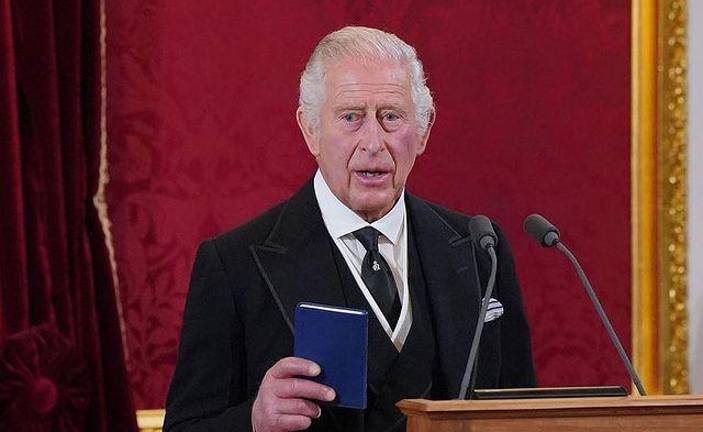 Proclama del Rey Carlos III.