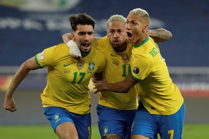 Brasil, a confirmar sus galones ante un Perú que apuesta en la épica
