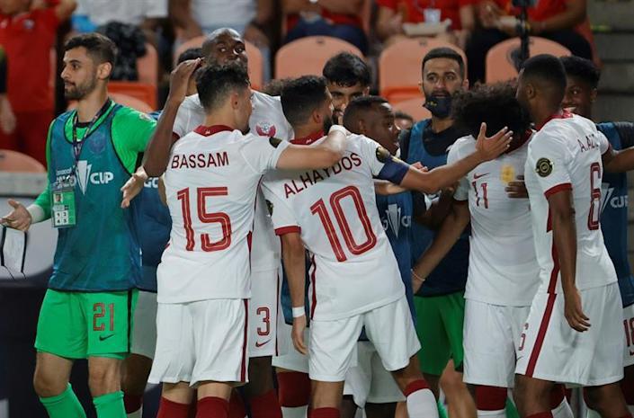 Catar golea y elimina a Granada, en la Copa Oro